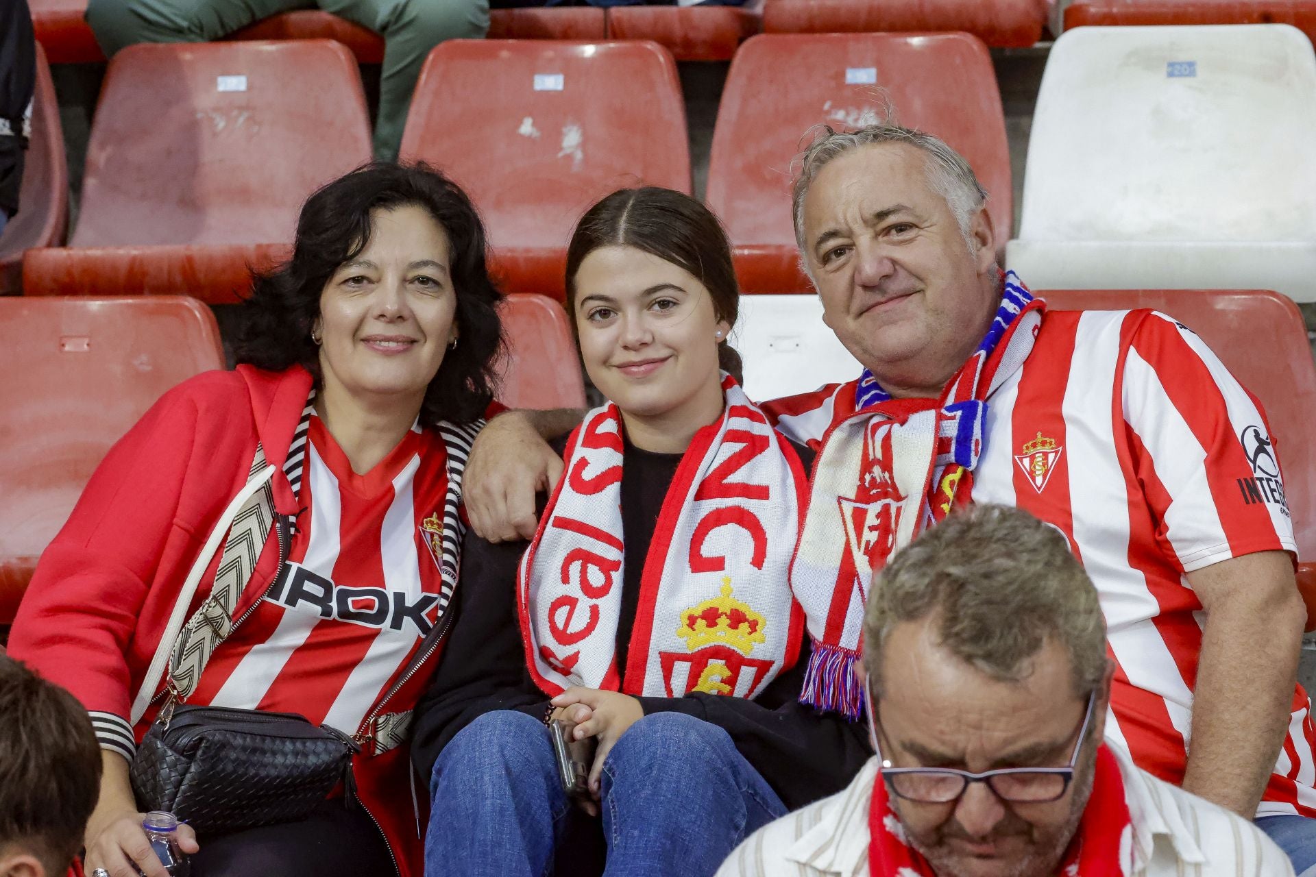 ¿Estuviste en el Sporting de Gijón - Cultural Leonesa? ¡Búscate!