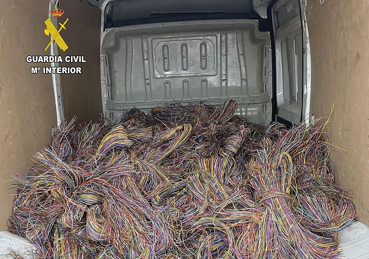 Cable de cobre recuperado por la Guardia Civil en la última actuación realizada en Asturias.