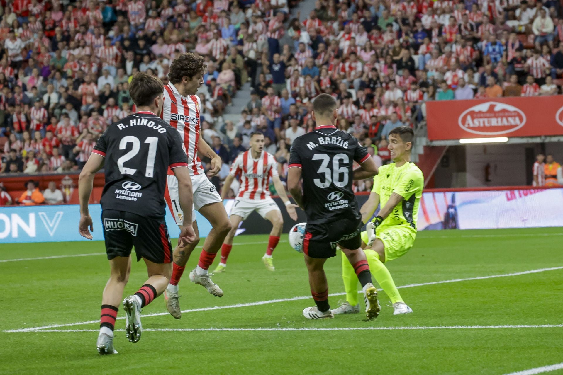 Las mejores jugadas del Sporting - Cultural en imágenes