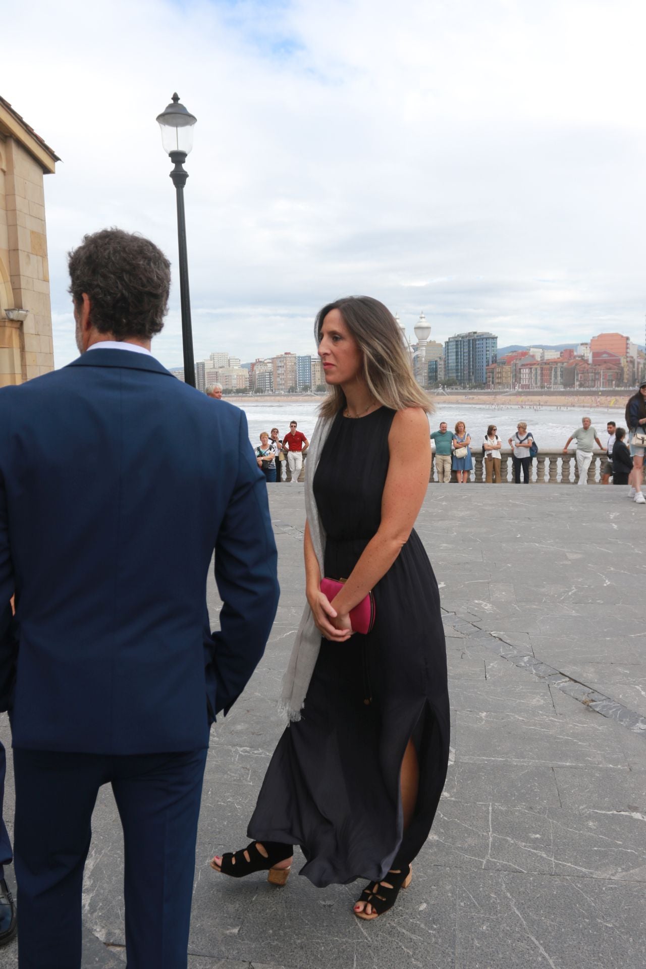 Los invitados a la boda en Gijón de Corín Castro y Javier Barreiro