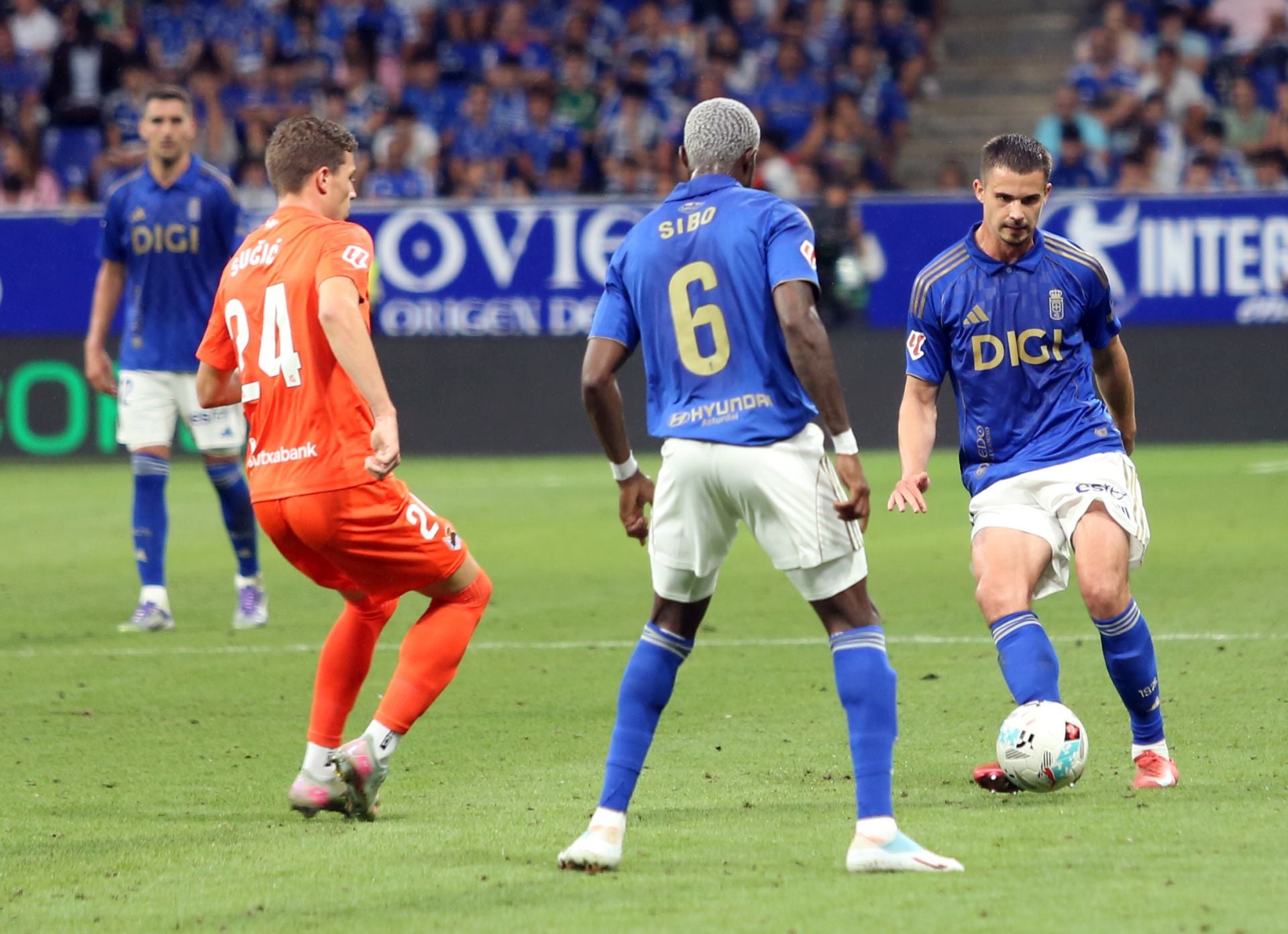 Las mejores jugadas del Real Oviedo - Real Sociedad en imágenes