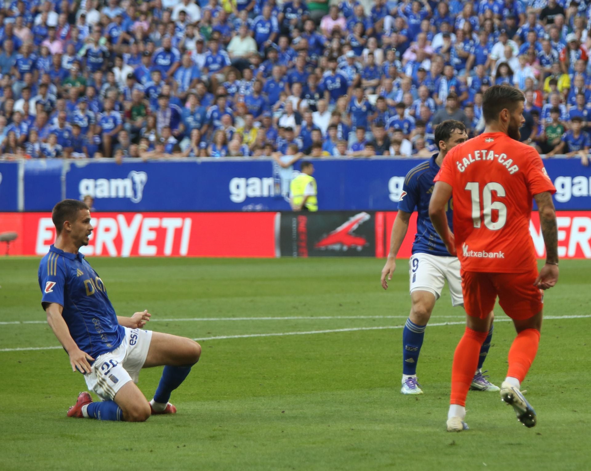Las mejores jugadas del Real Oviedo - Real Sociedad en imágenes