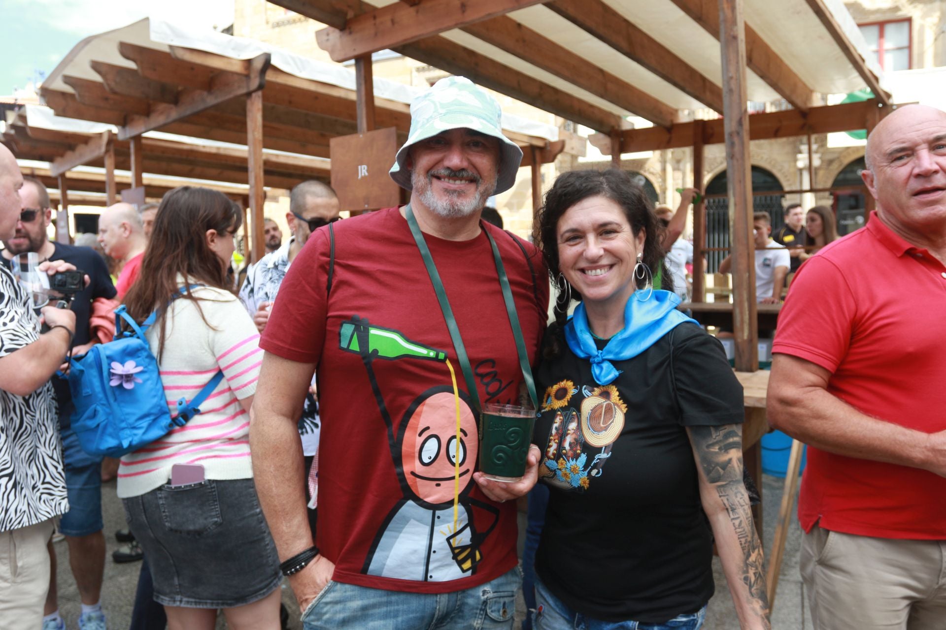 La XXXIV Fiesta de la Sidra Natural de Gijón se despide entre galardones y multitudes