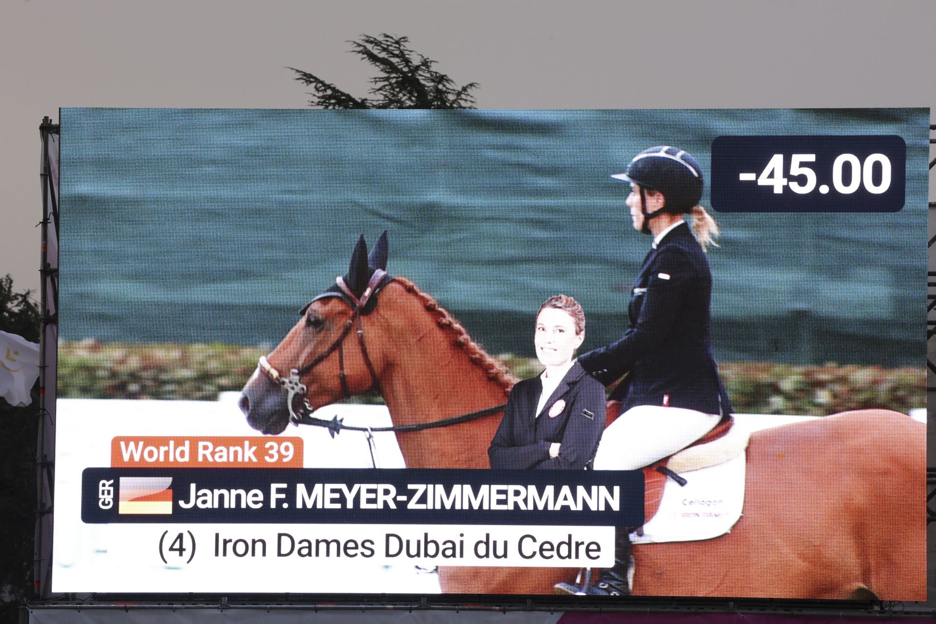 Llenazo en el hípico este domingo