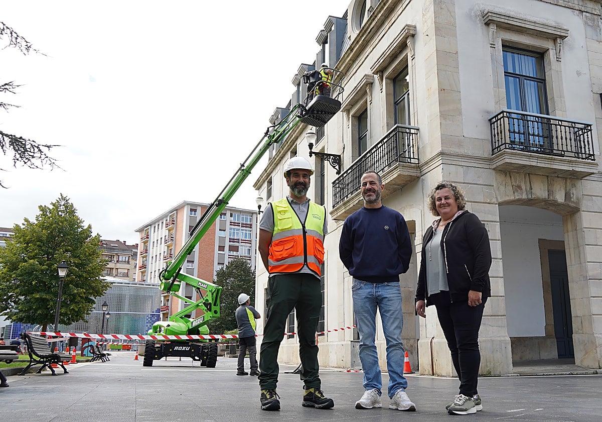 Oscar Manjón, Ángel García y Pilar Santianes.