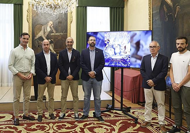 David Argüelles, director comercial de la Feria de Muestras; Jorge González-Palacios, concejal de Relaciones Institucionales y Juventud; Oliver Suárez, presidente de Divertia; Héctor Lasheras, director de CometCon; Antón García, director de Acción Cultural del Principado y Juan Ponce, director de Agenda 2030 del Principado.