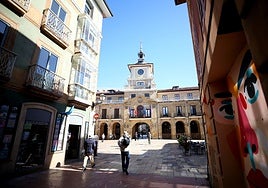 Fachada principal de la casa consistorial.