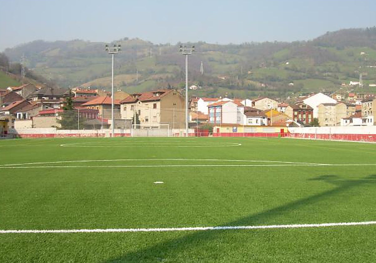 Campo de fútbol Las Lleras, del Club Deportivo Ujo