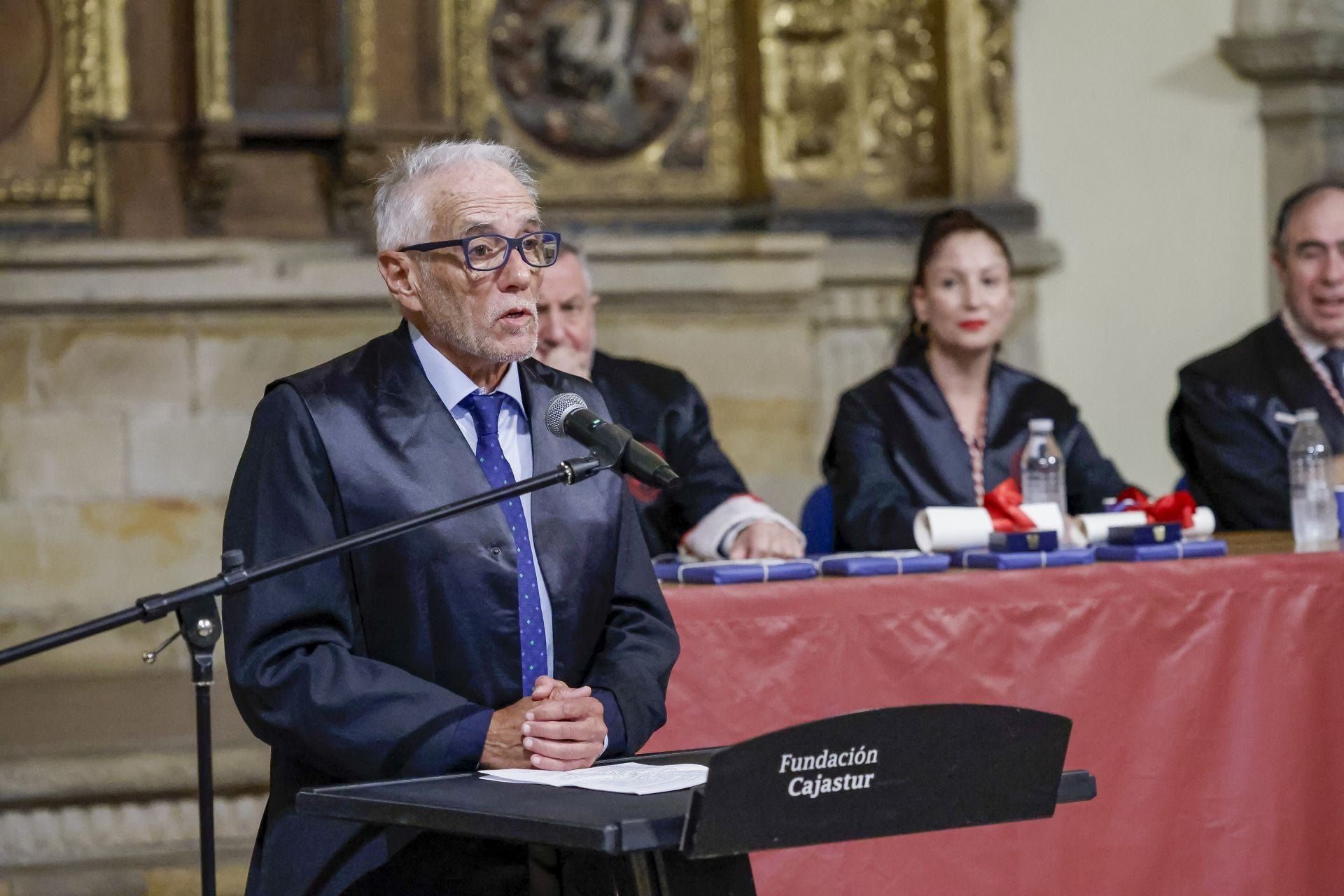 La fiesta patronal del Colegio de la Abogacía, Nuestra Señora de Covadonga, en imágenes