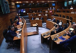 Pleno institucional del Día de Asturias.