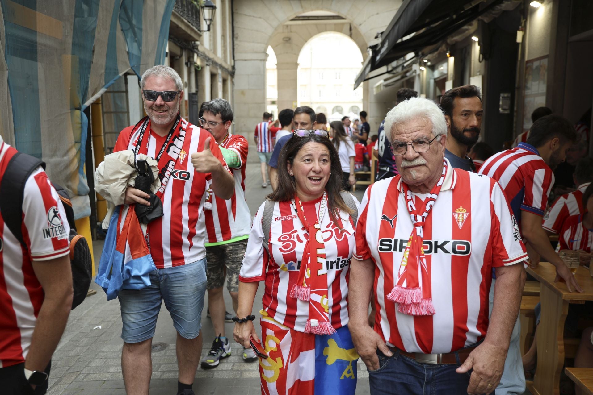 La &#039;mareona&#039; conquista La Coruña ¿Estuviste? ¡Búscate!