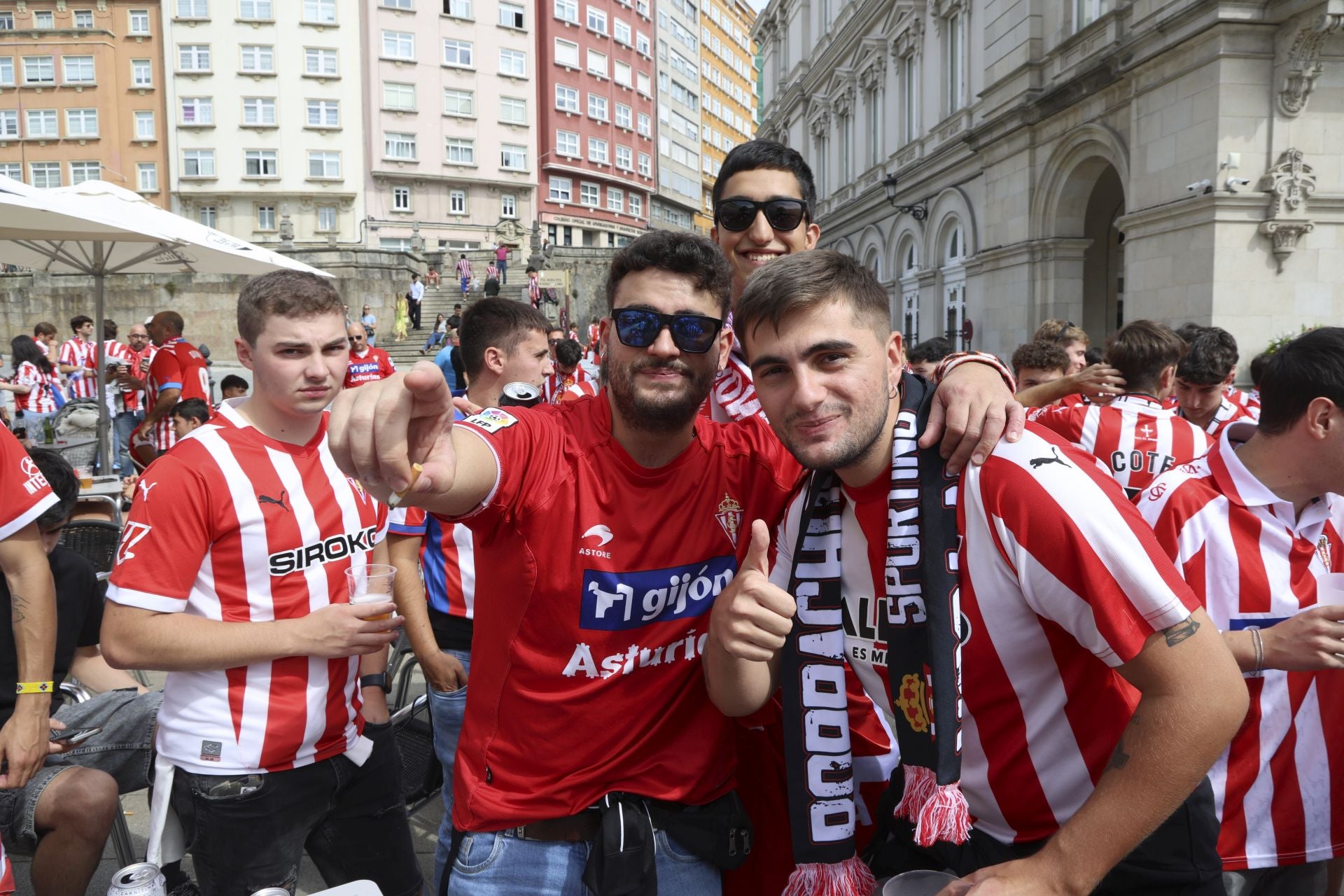 La &#039;mareona&#039; conquista La Coruña ¿Estuviste? ¡Búscate!