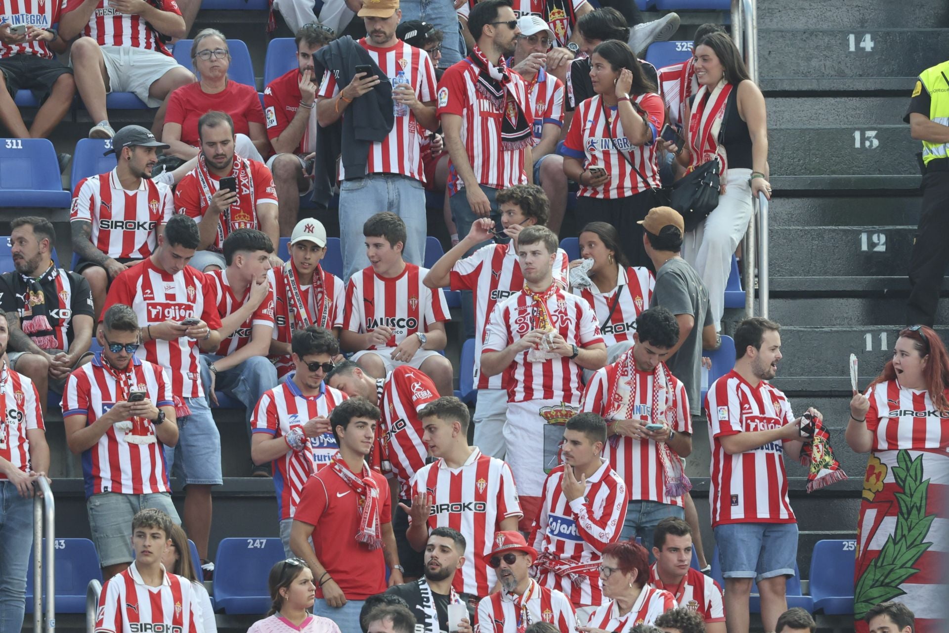 La &#039;mareona&#039; conquista La Coruña ¿Estuviste? ¡Búscate!