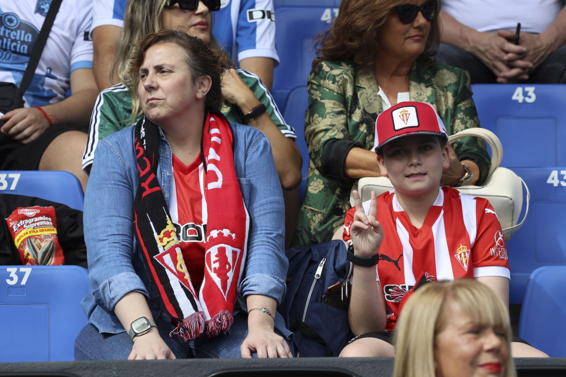 La &#039;mareona&#039; conquista La Coruña ¿Estuviste? ¡Búscate!