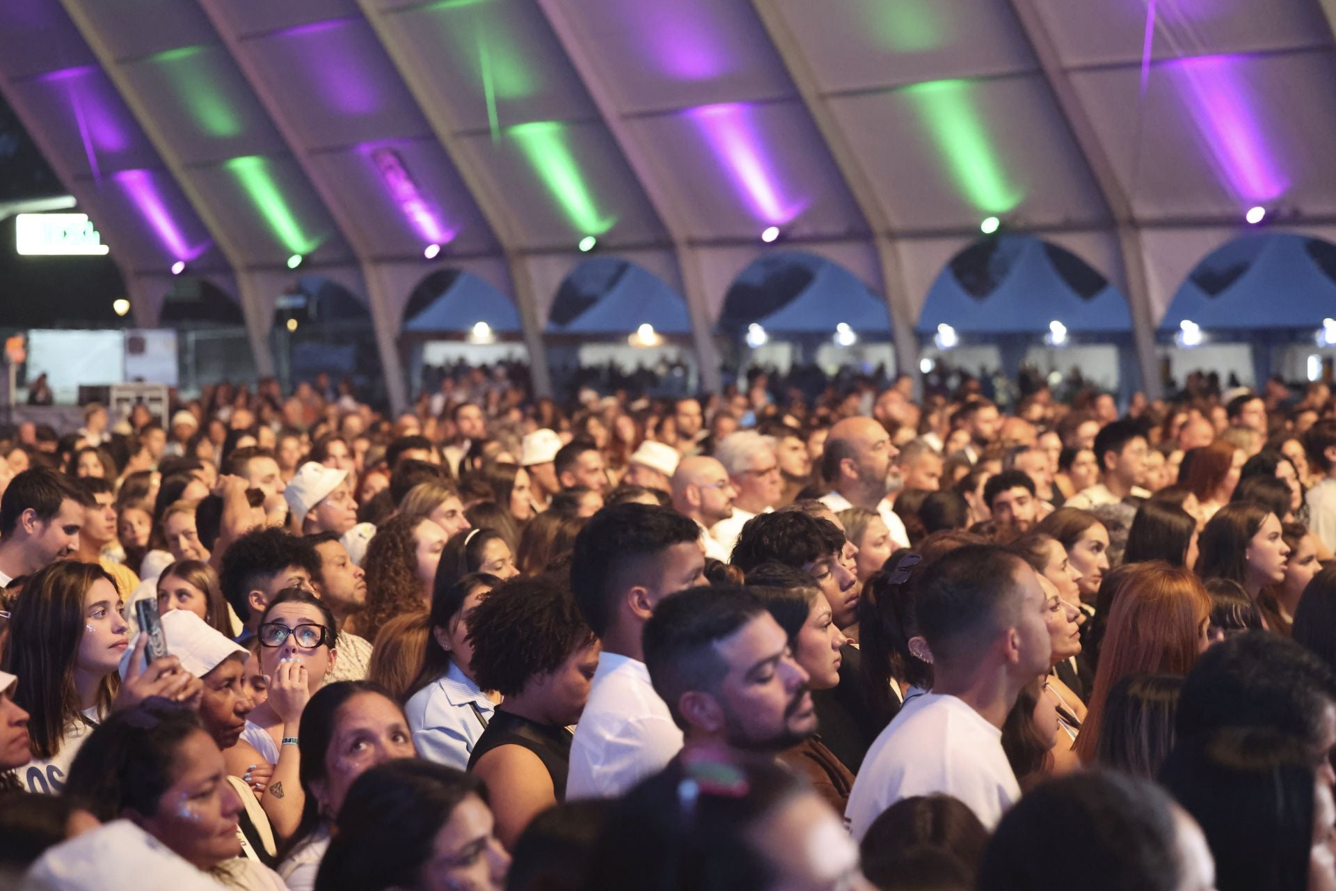 El Fyin Fest brilla con Camilo y María Becerra