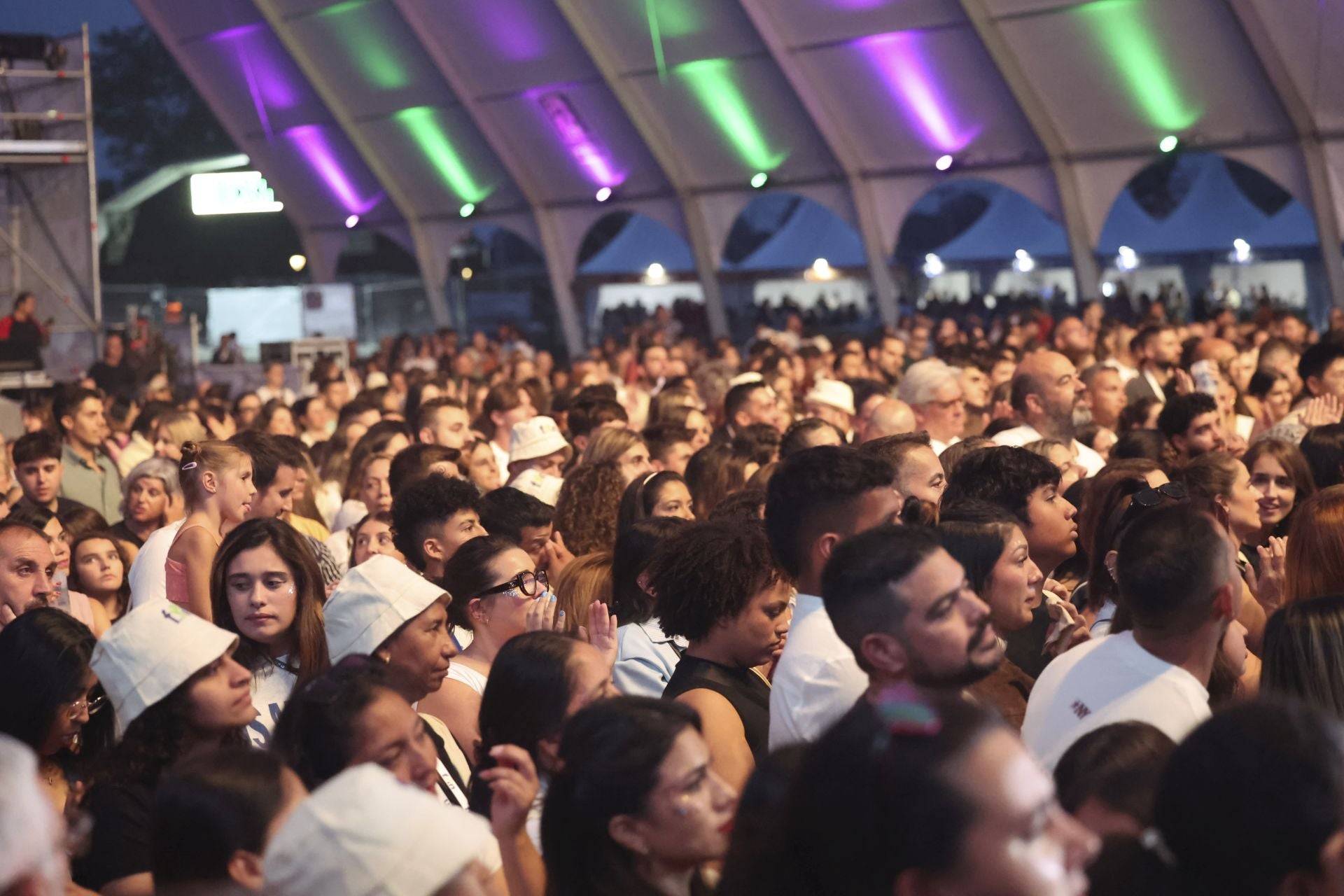 El Fyin Fest brilla con Camilo y María Becerra