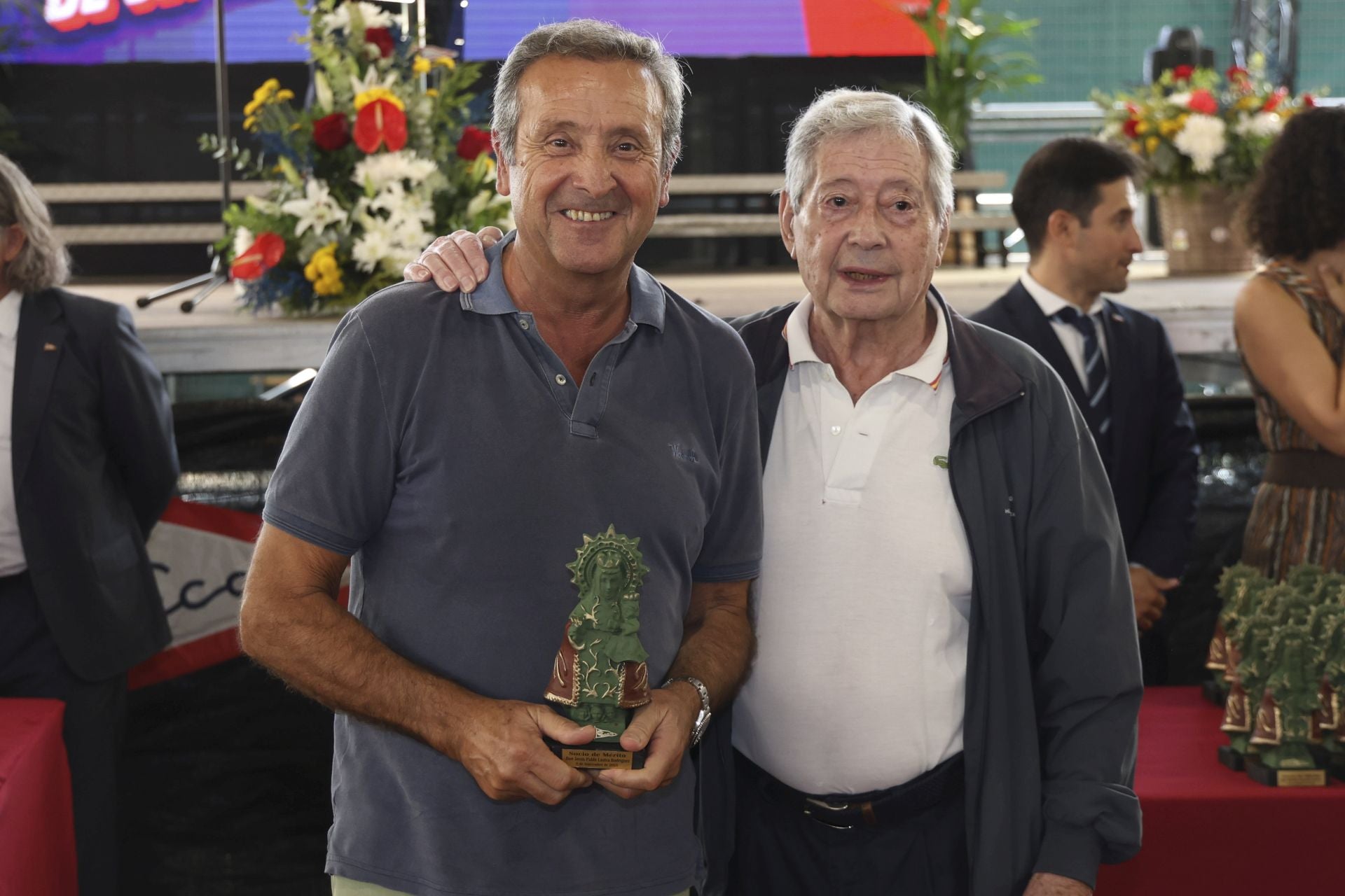 El Grupo Covadonga reconoce a sus socios