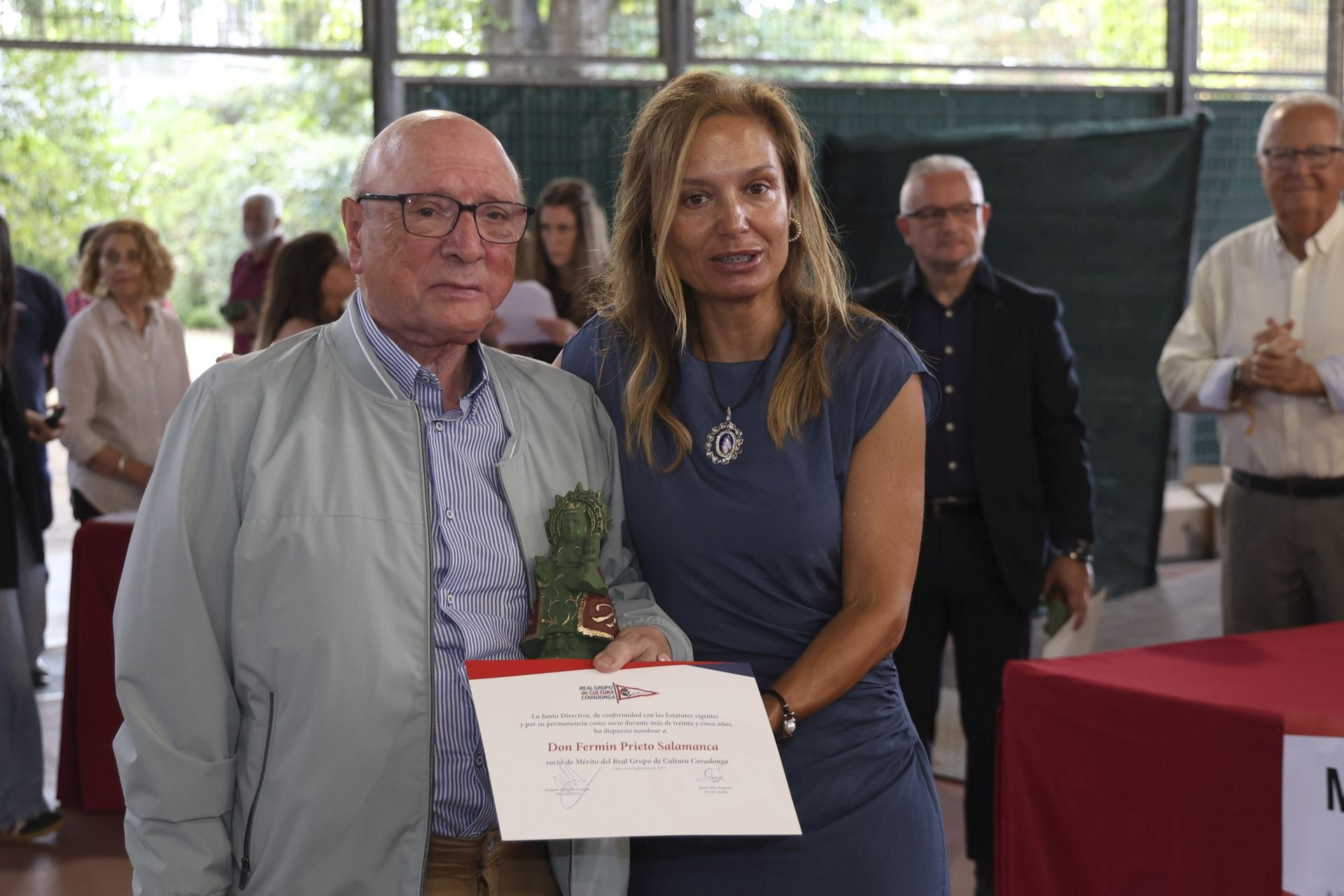 El Grupo Covadonga reconoce a sus socios