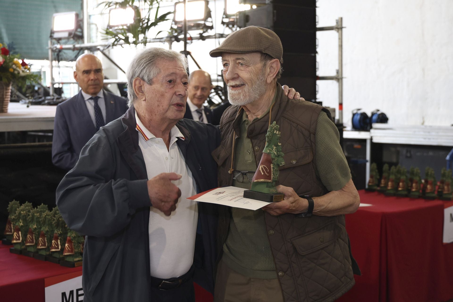 El Grupo Covadonga reconoce a sus socios