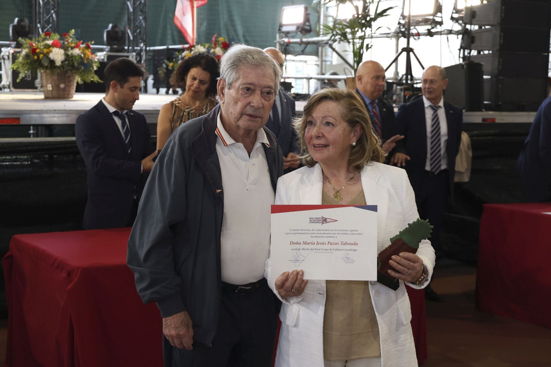 El Grupo Covadonga reconoce a sus socios