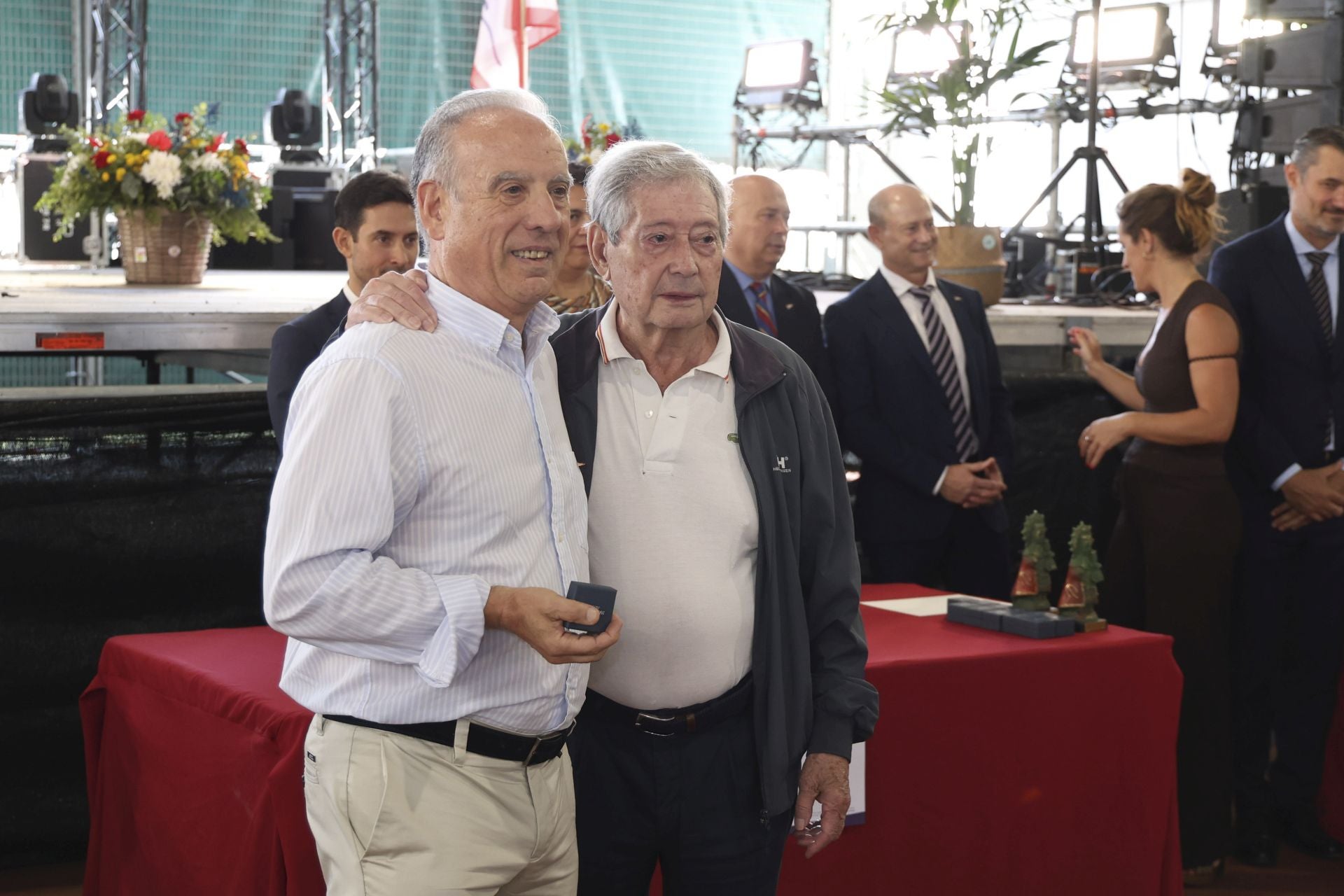 El Grupo Covadonga reconoce a sus socios