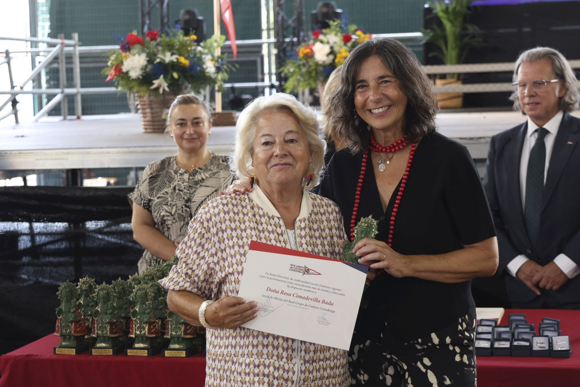 El Grupo Covadonga reconoce a sus socios