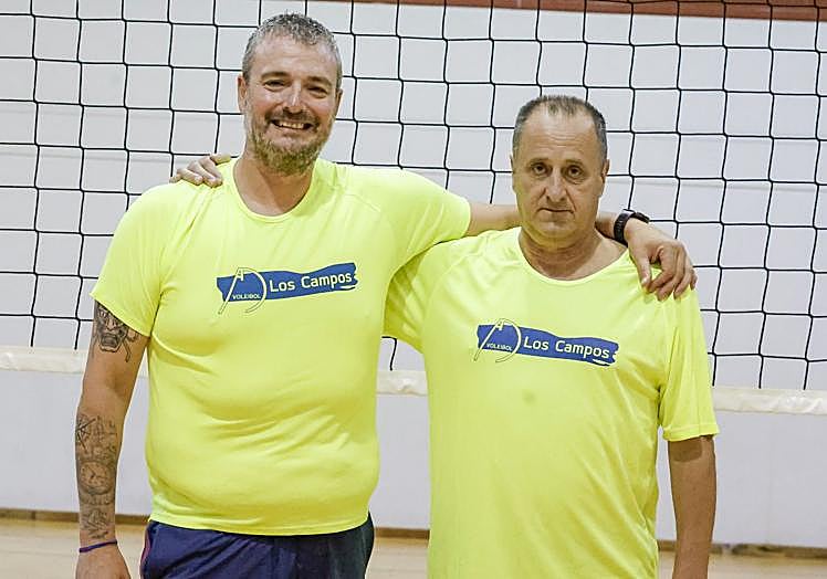 Iván Álvarez, segundo, y Gabi Pérez, primer entrenador.