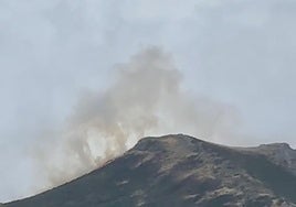 Incendio desatado en lo alto de Piedrafita y Braña Foz, en el concejo de Aller.