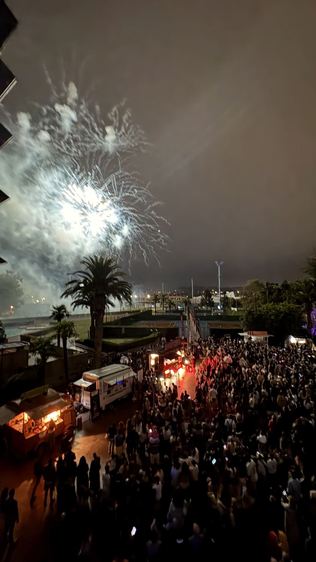 El Grupo Covadonga ilumina el cielo de Gijón con las celebraciones en honor a su patrona