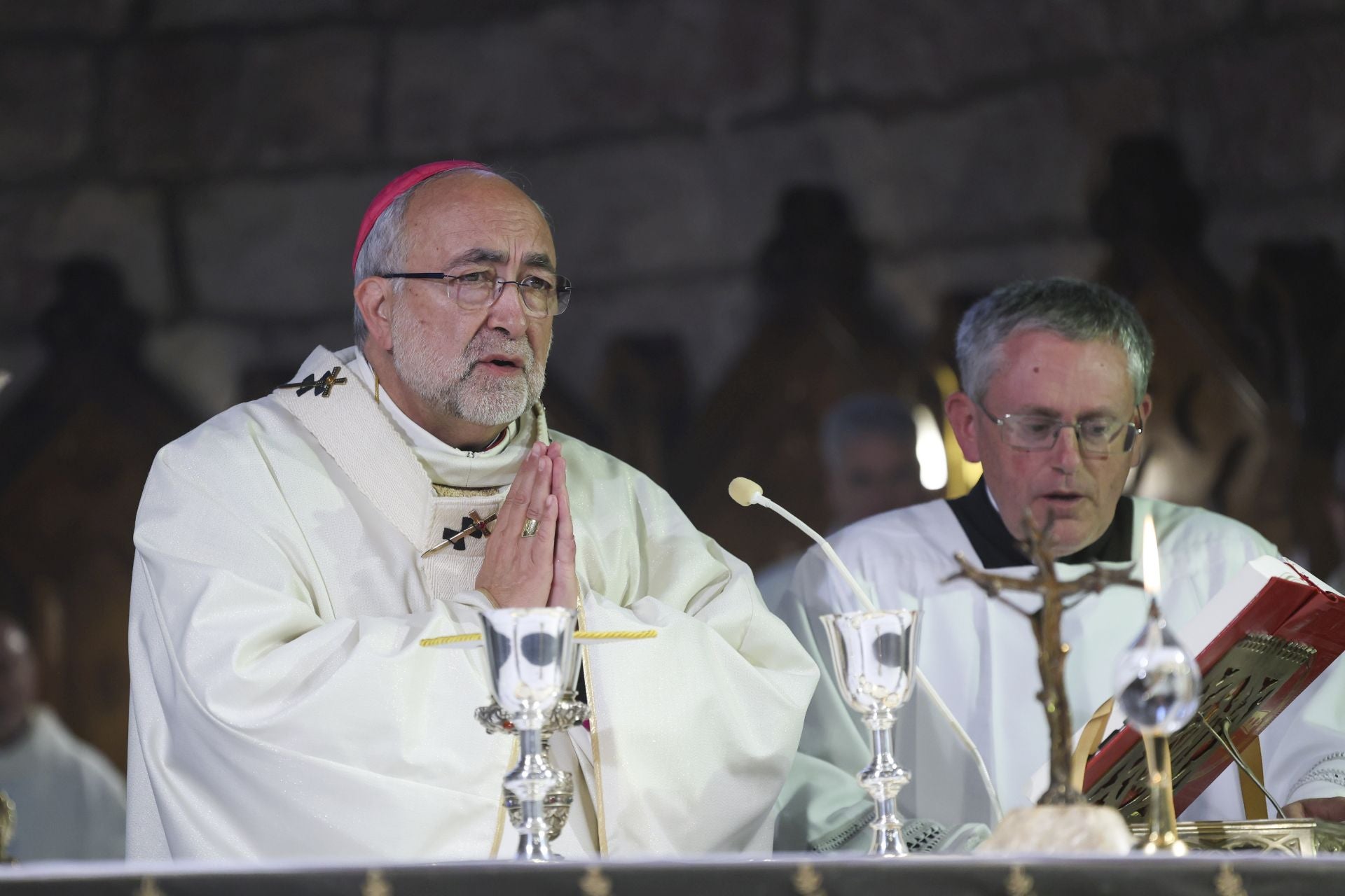 La misa en Covadonga por el Día de la Santina, en imágenes