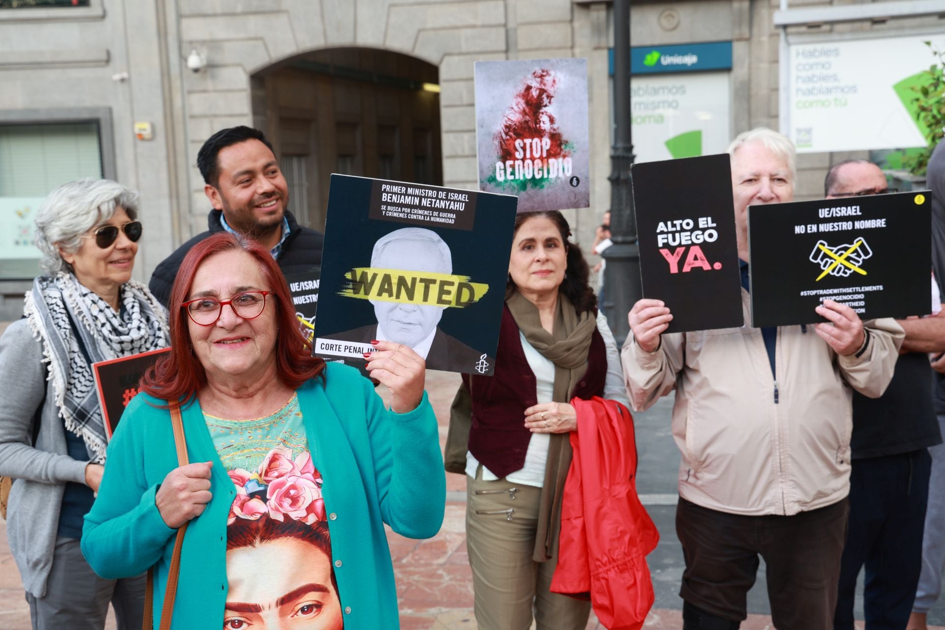 Los periodistas y fotógrafos de Asturias exigen el fin de la masacre en Gaza: «No es una guerra es un genocidio»