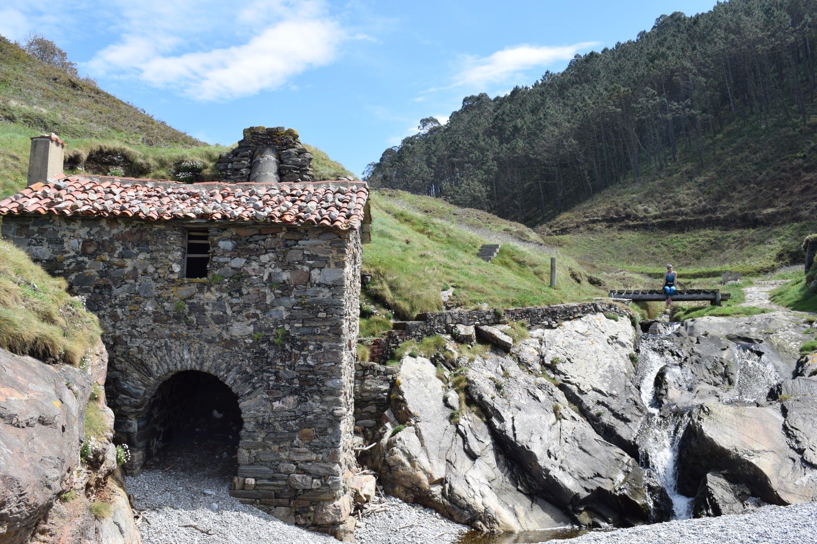 Imagen principal - La gran ruta costera de Asturias: 36 etapas para caminar entre playas
