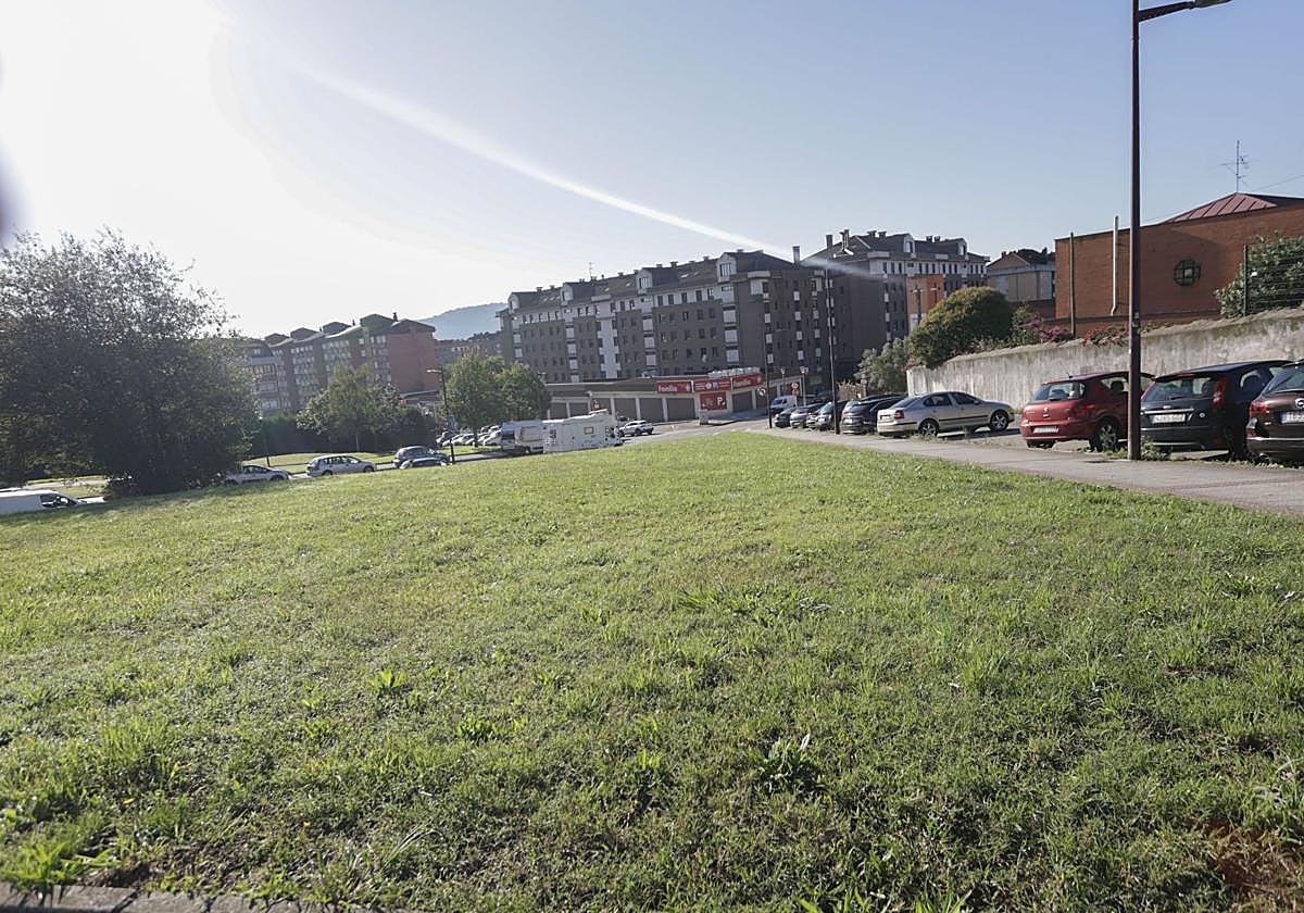 Parcela de propiedad muncipal en El Coto, incluida en el Plan Llave.