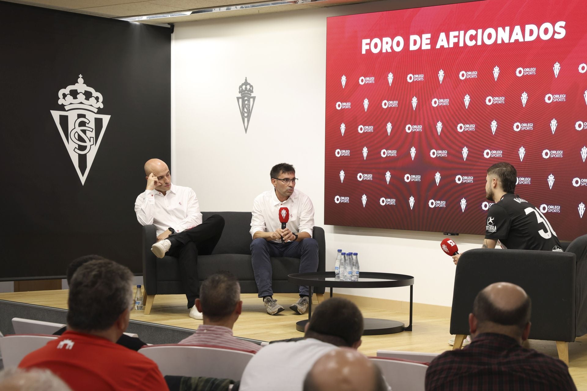 El foro de aficionados del Sporting, en imágenes