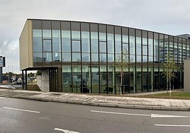 El consultorio tiene 2.398 metros cuadrados, de los que 1.436 se destinan a asistencia sanitaria.