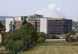 Estado en el que quedaron las obras de ampliación del Hhospital de Cabueñes tras la paralización de los trabajos en enero.