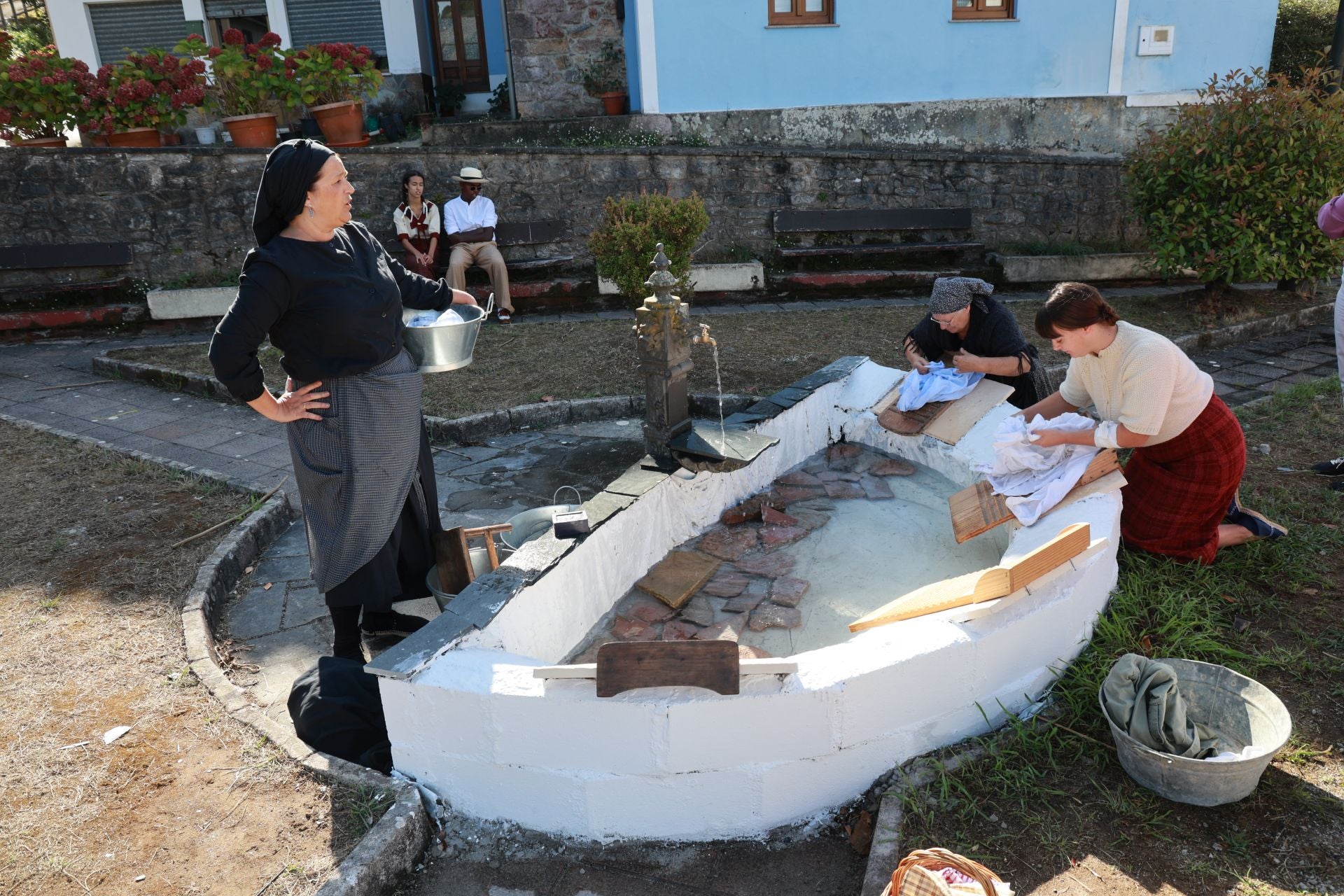 Candamo vuelve a 1936: la recreación histórica de los combates de la Guerra Civil, en fotos