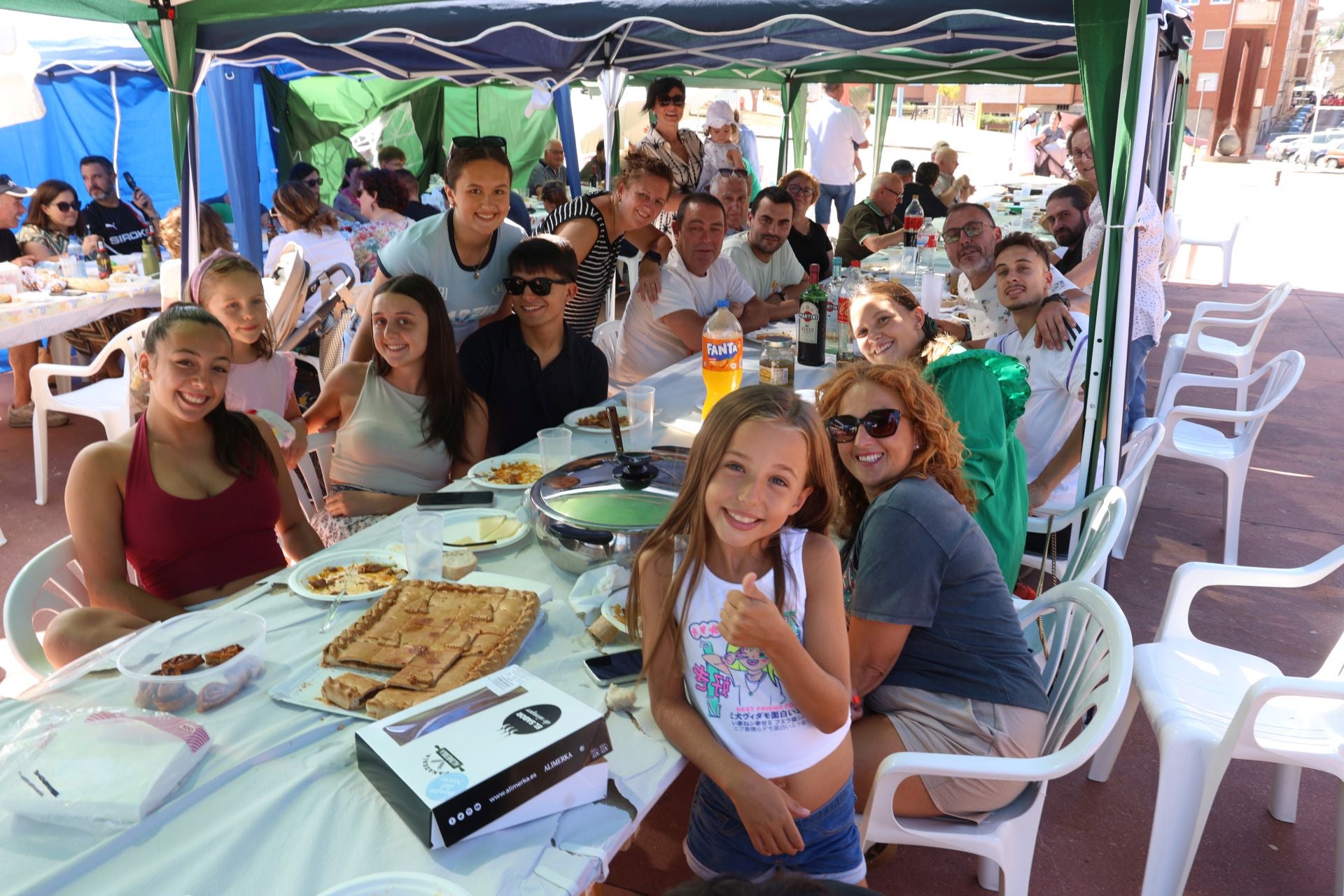 3.700 personas salen a las calles de Corvera para despedir las fiestas