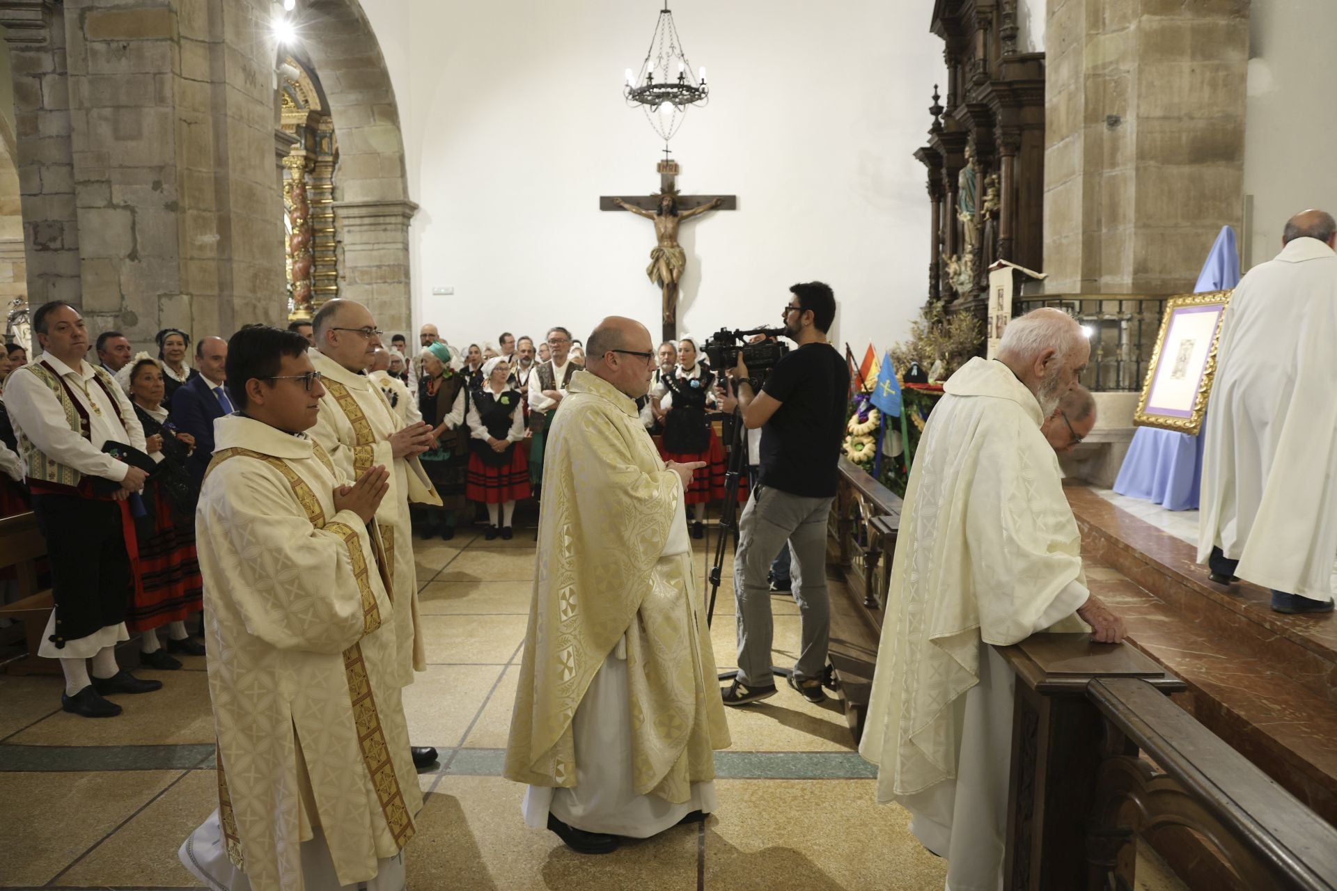 Villaviciosa celebra por todo lo alto el día grande de sus fiestas