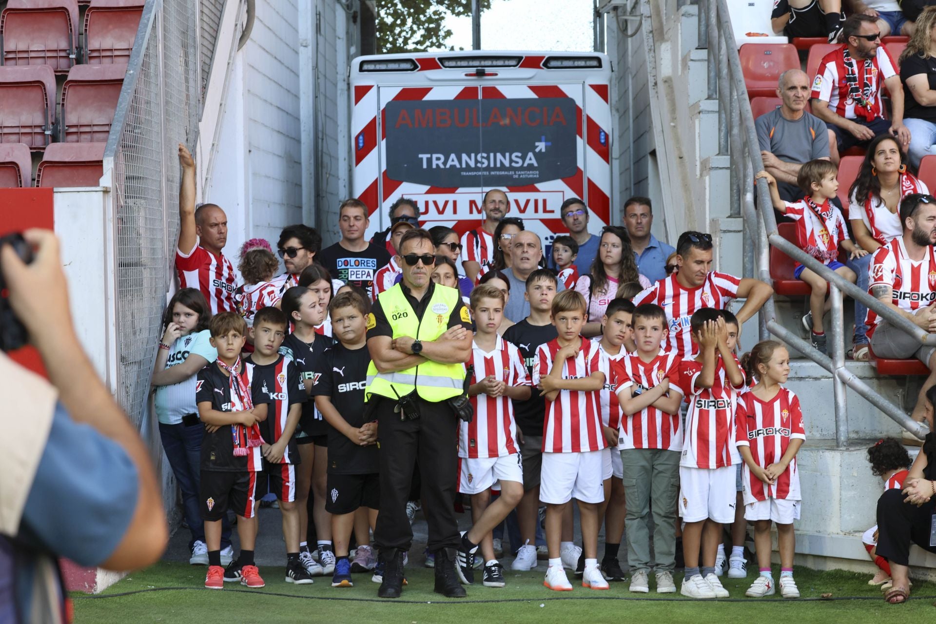 ¿Estuviste en el Sporting de Gijón - Burgos? ¡Búscate en las fotos!