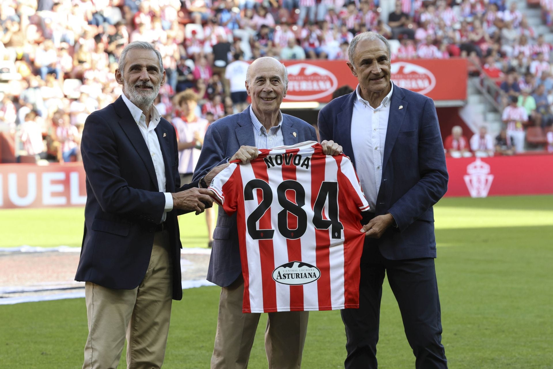 ¿Estuviste en el Sporting de Gijón - Burgos? ¡Búscate en las fotos!