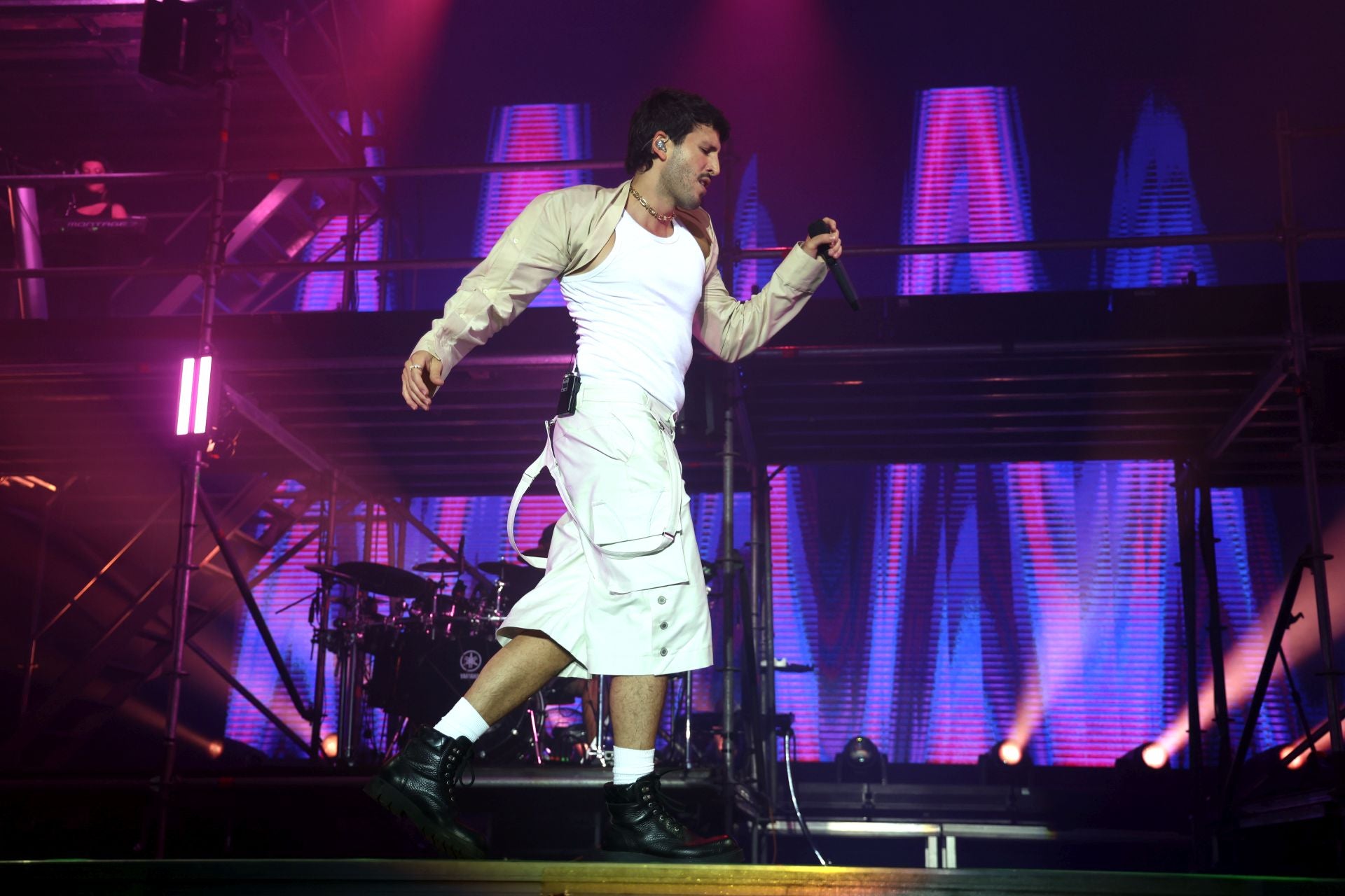 Sebastián Yatra llena La Ería en Oviedo