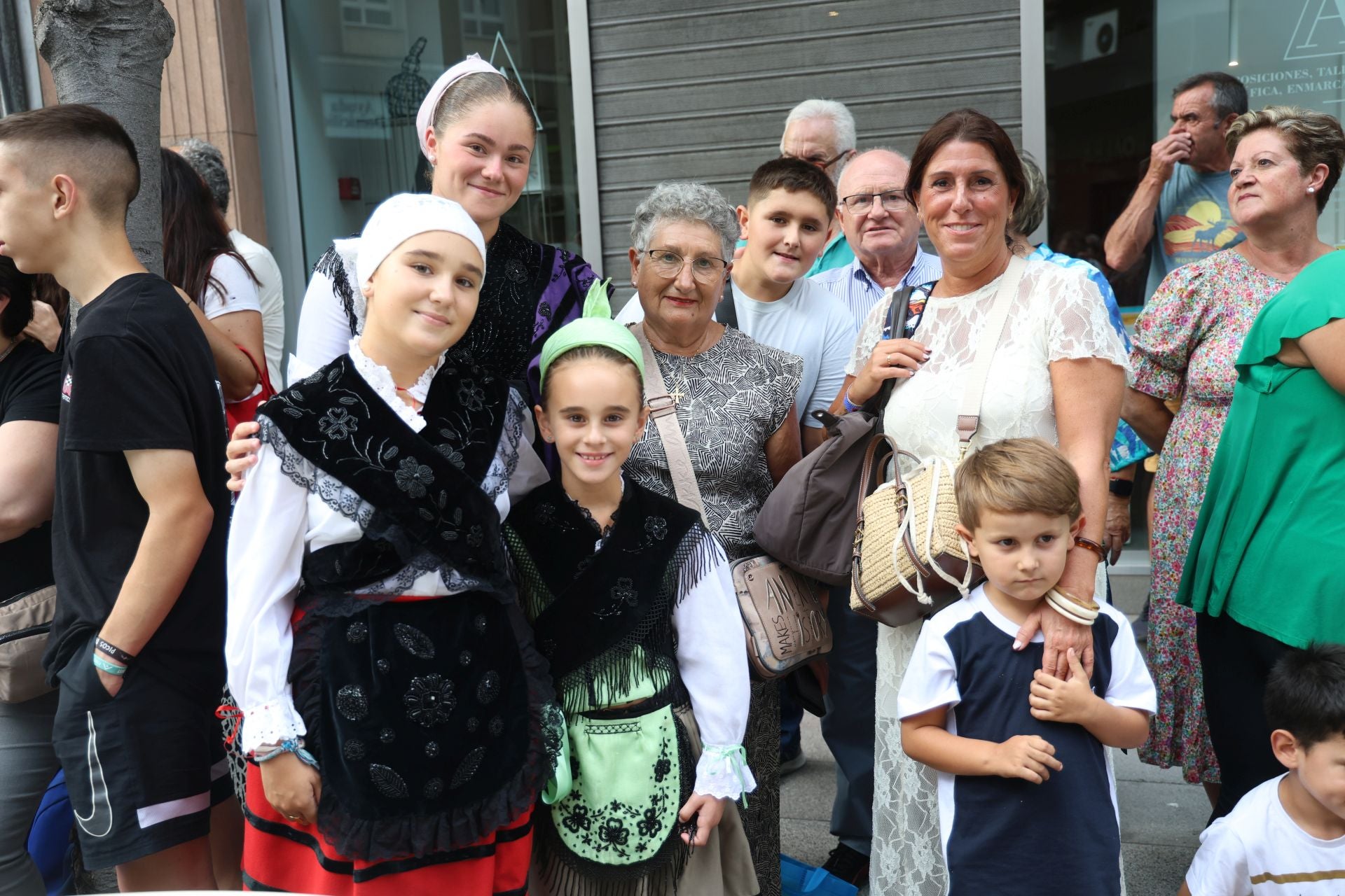 El desfile del Día de América en Asturias 2025, en imágenes