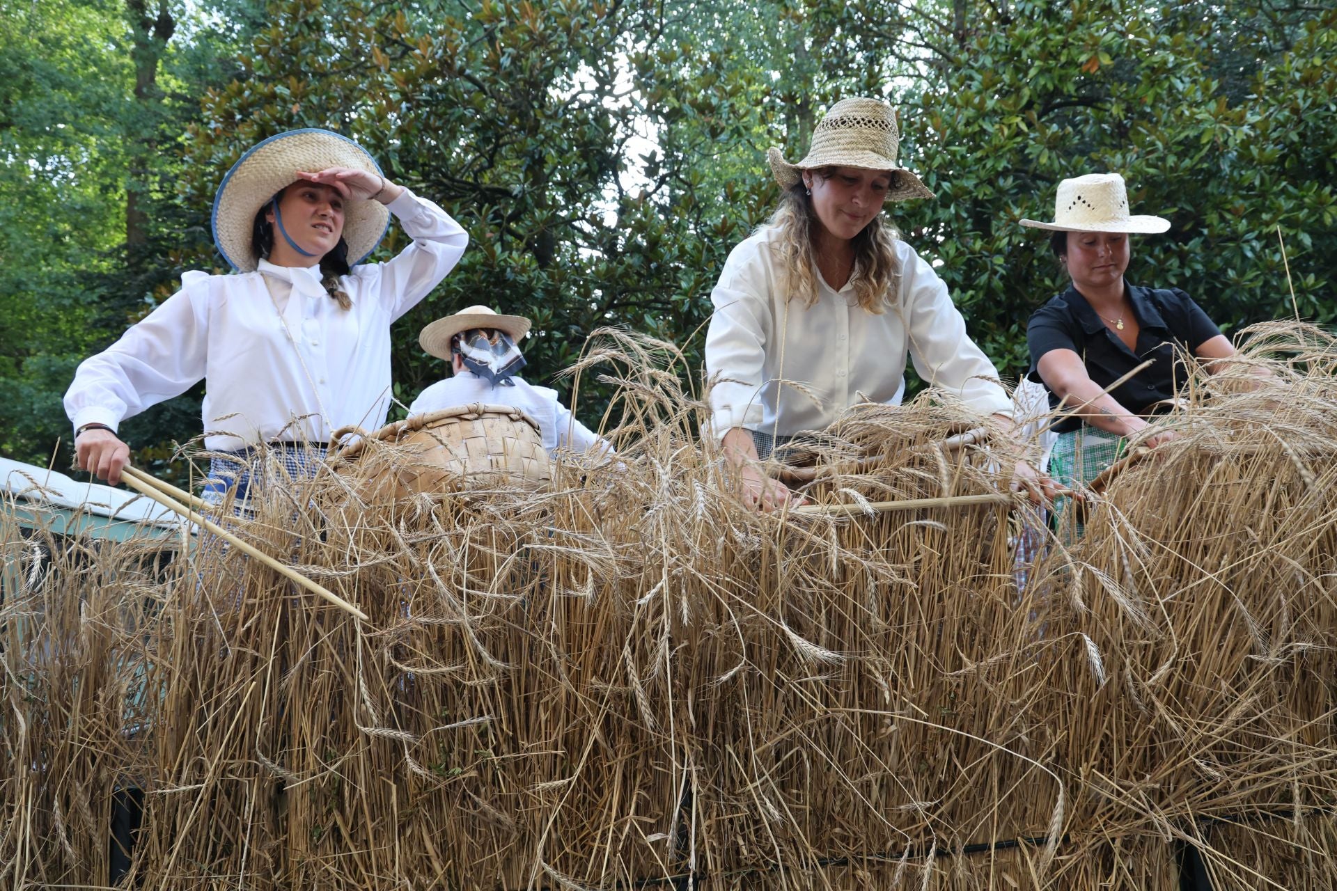 El desfile del Día de América en Asturias 2025, en imágenes