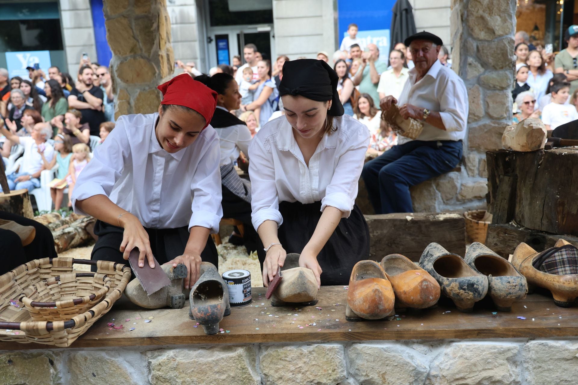 El desfile del Día de América en Asturias 2025, en imágenes