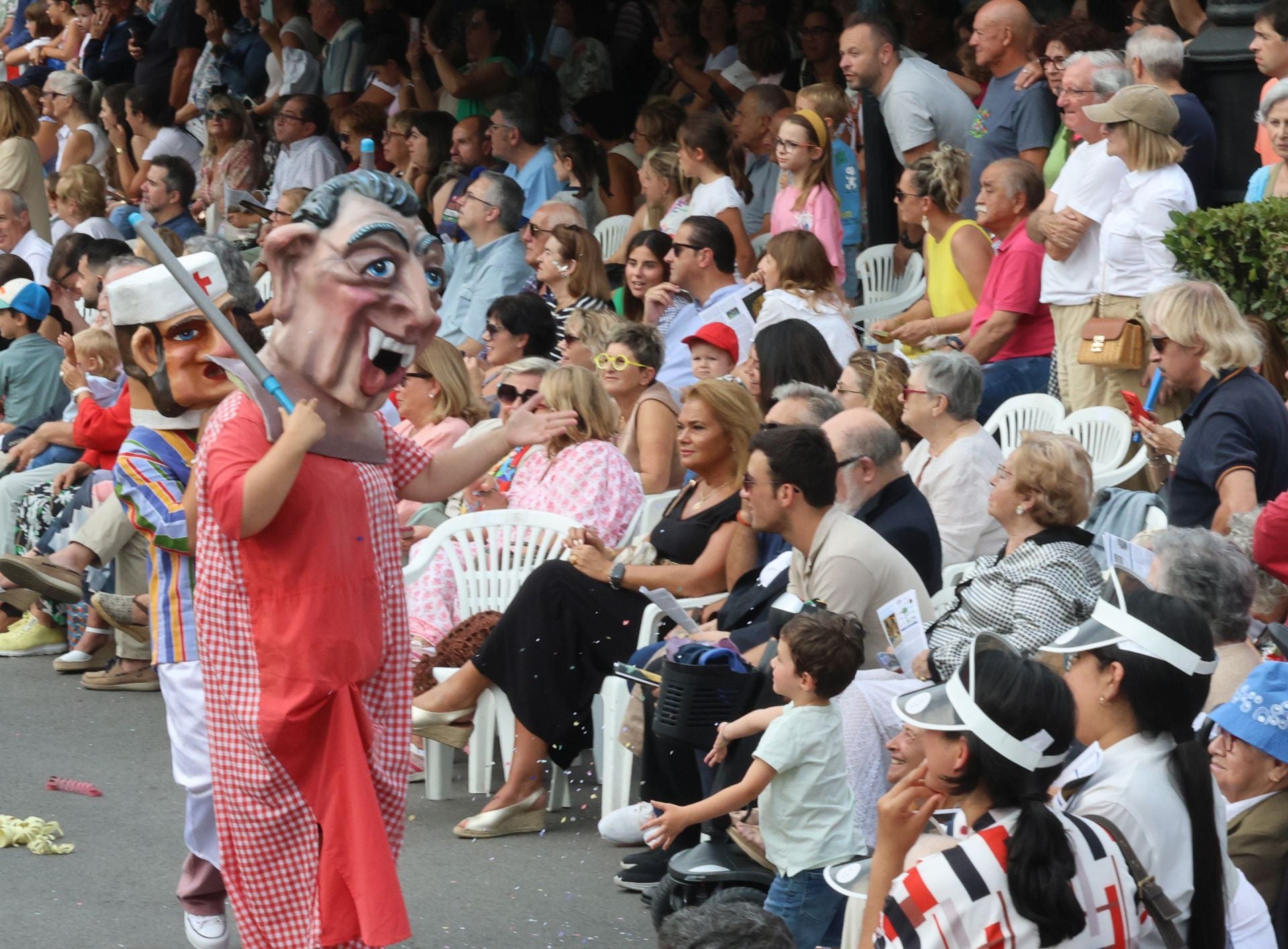 El desfile del Día de América en Asturias 2025, en imágenes