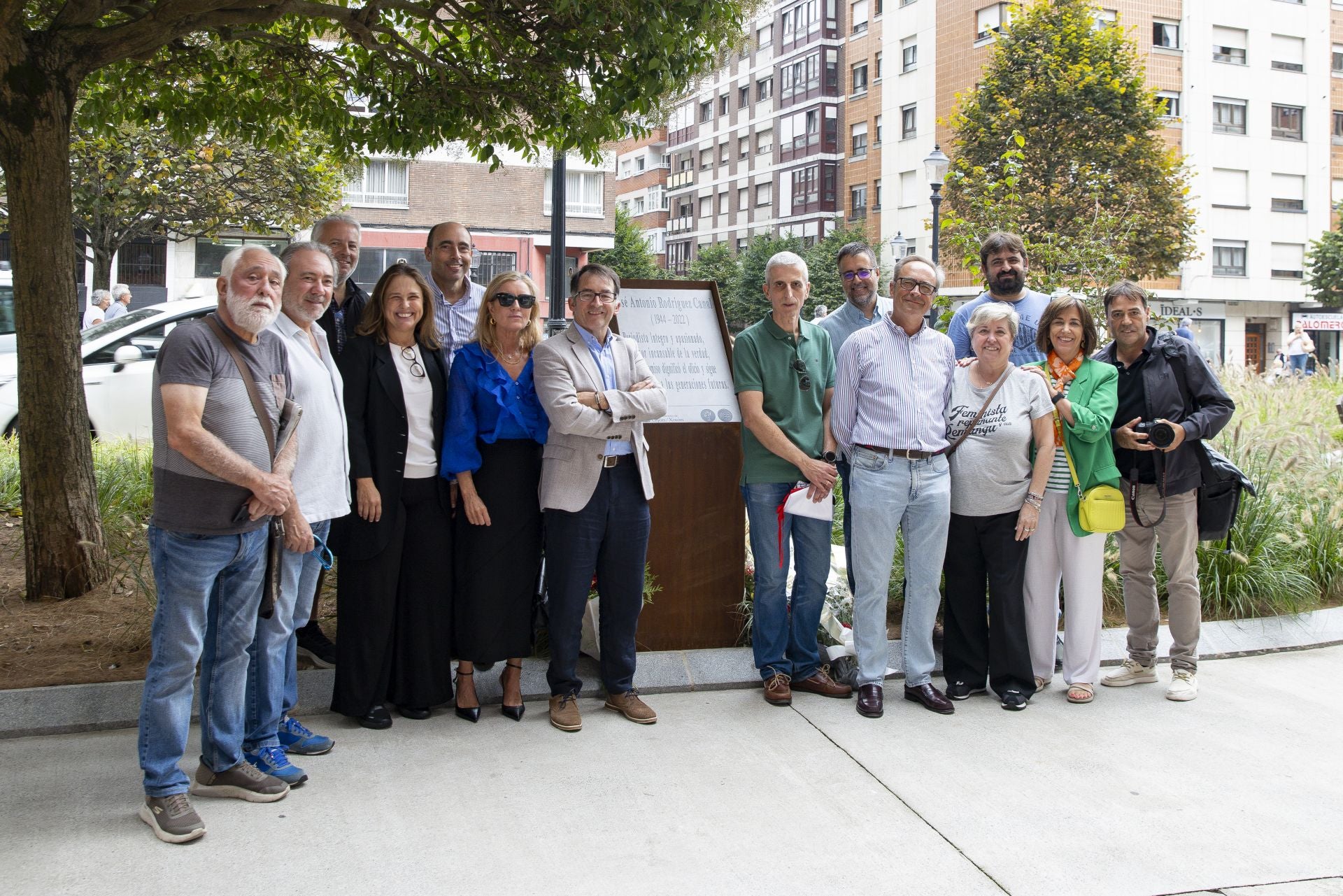 Gijón inaugura los jardines de José Antonio Rodríguez Canal