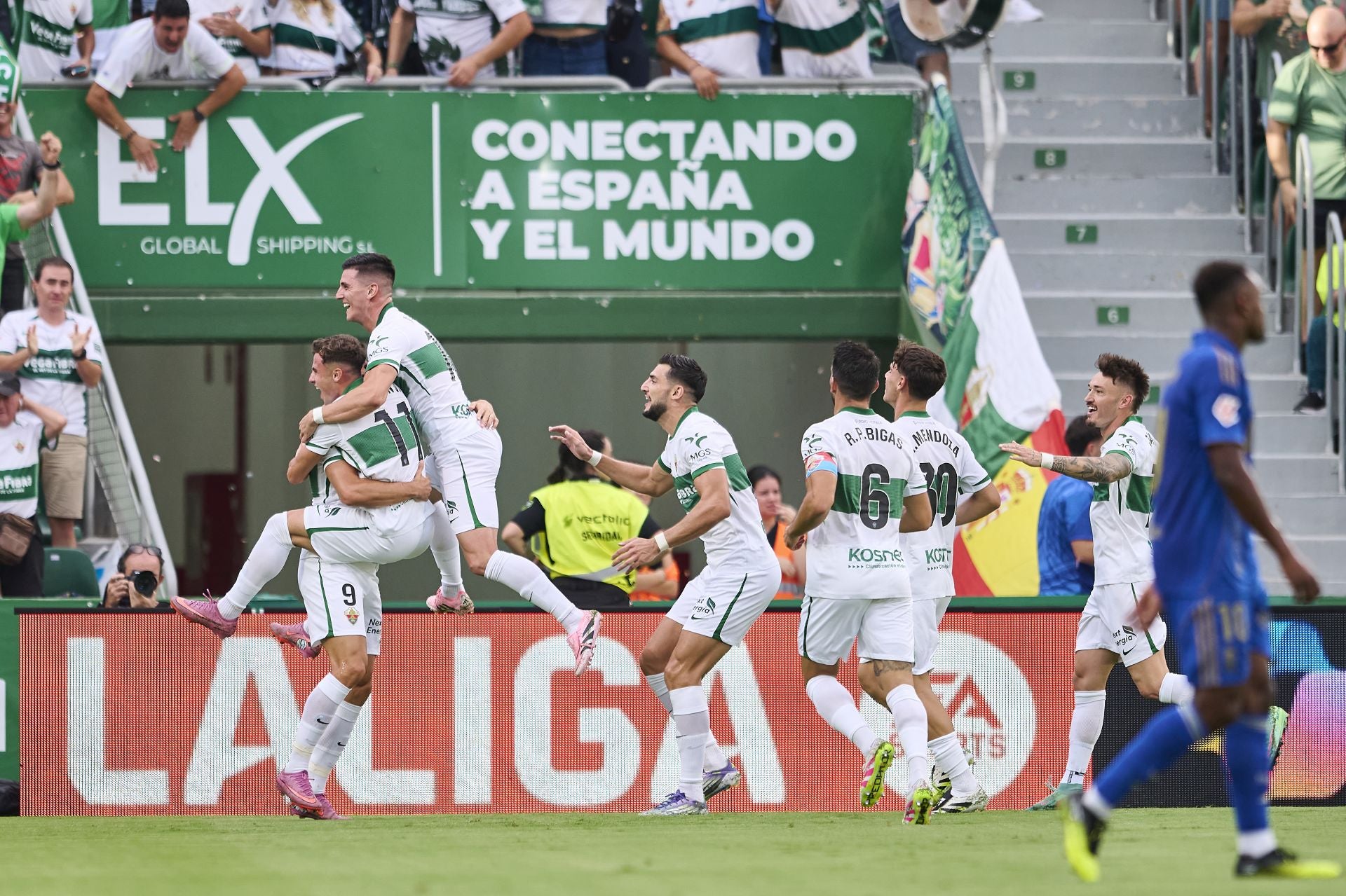 Las mejores imágenes del Elche - Real Oviedo