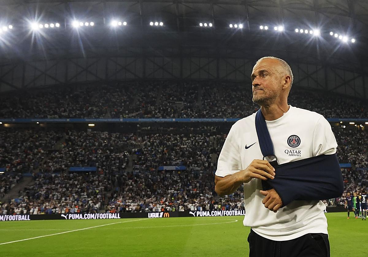 Luis Enrique ha sido el ganador del Treofeo a mejor entrenador. El técnico del Paris Saint-Germain no ha podido estar en la gala pero ha mandado un mensaje.