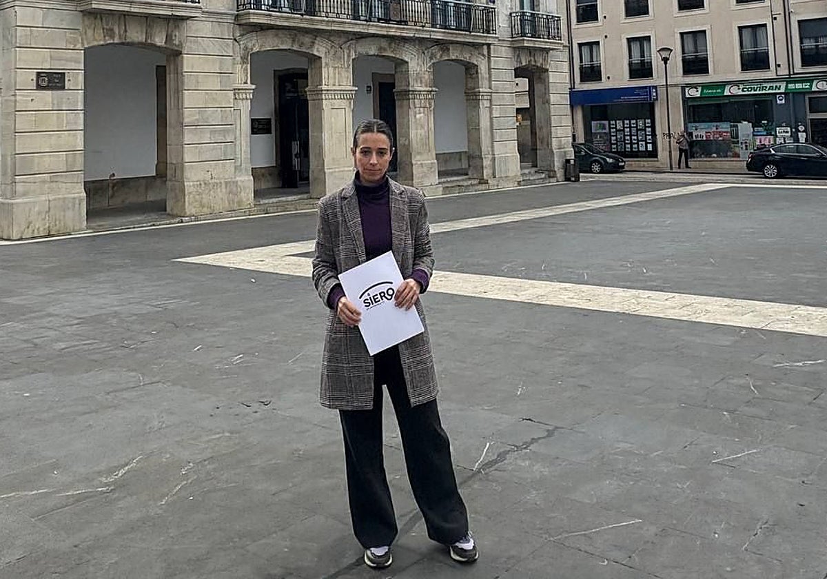 La portavoz de Podemos, Silvia Tárano.